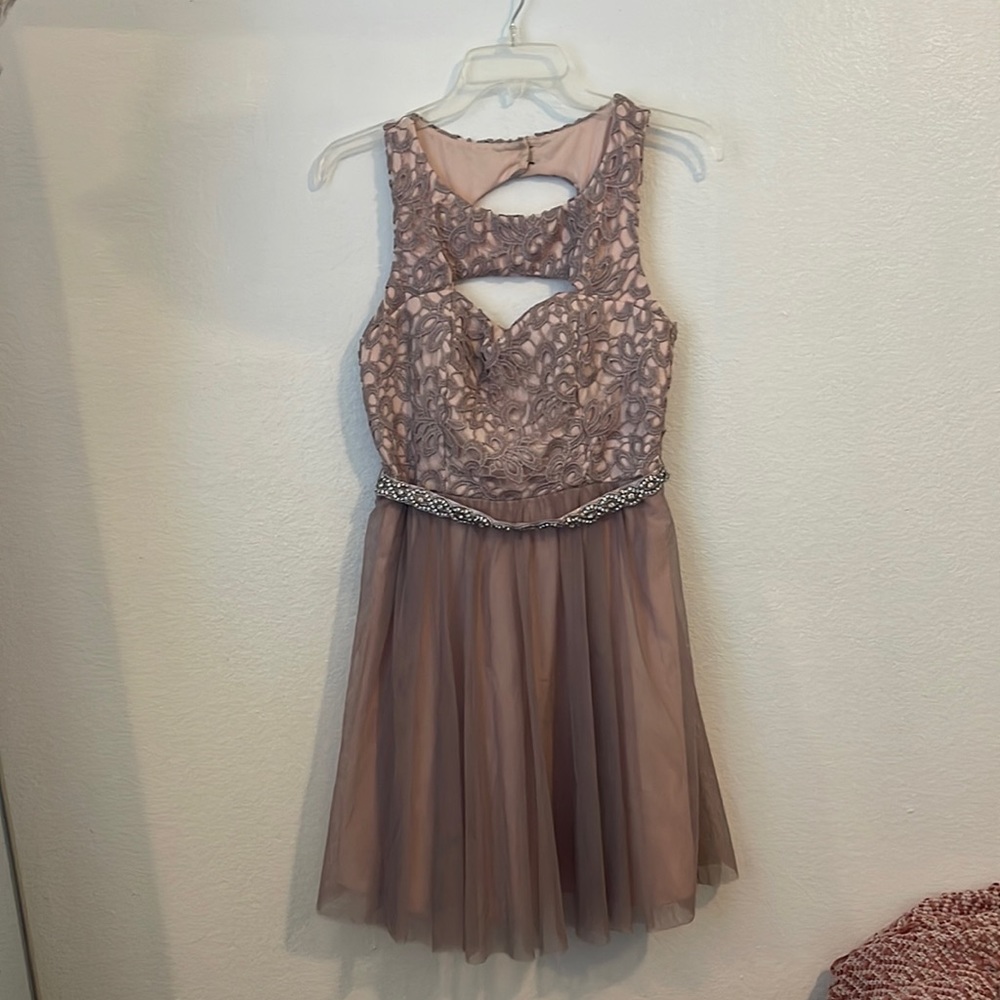 Homecoming, quinceañera dama short mauve dress